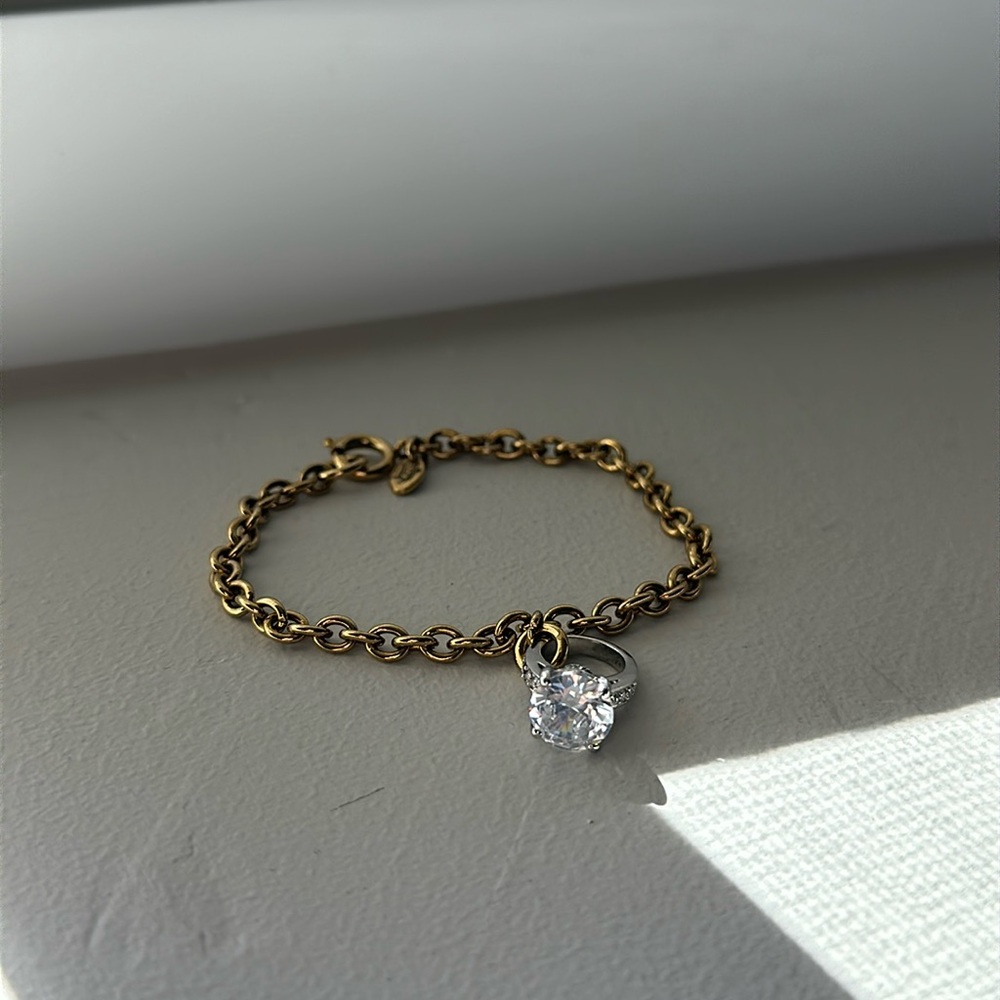 Vintage juicy couture bracelet with “ diamond “ ring charm